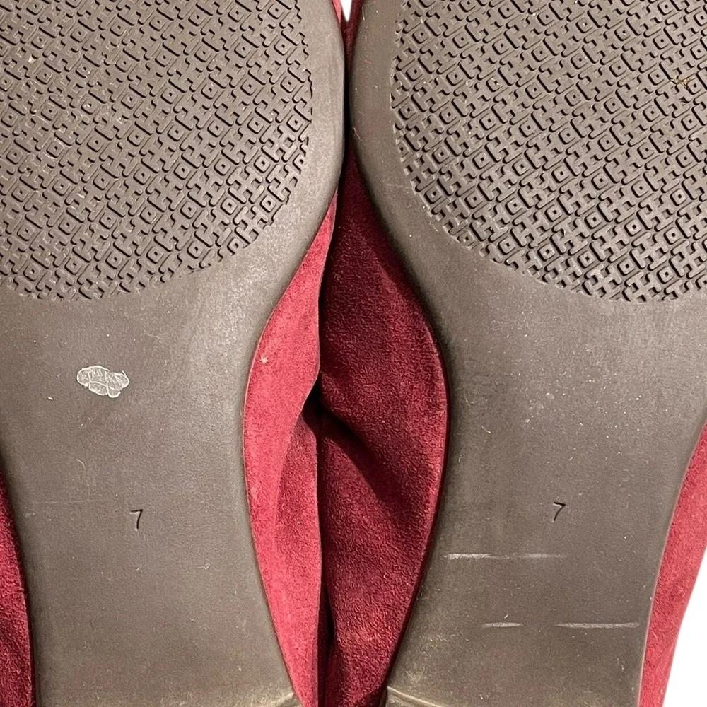 Tory Burch Burgundy Suede‎ Ballet Flats Women's Size 7 Embellished Logo